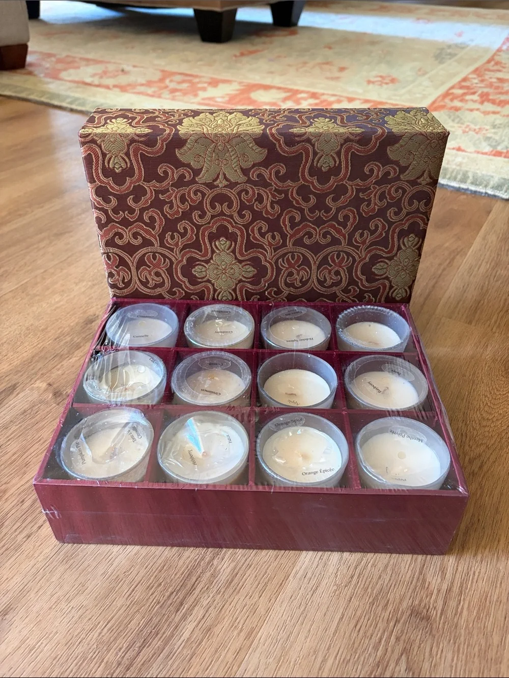 Pier 1 Discontinued HOLIDAY SCENTS VOTIVE CANDLES GLASS HOLDERS